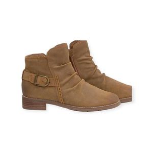 Earth -Naira Round Toe Ruched Casual Booties